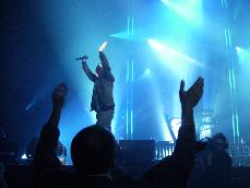 Simple Minds - Photo by Mat McKenzie