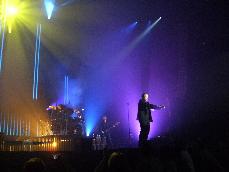 Simple Minds - Photo by Mat McKenzie
